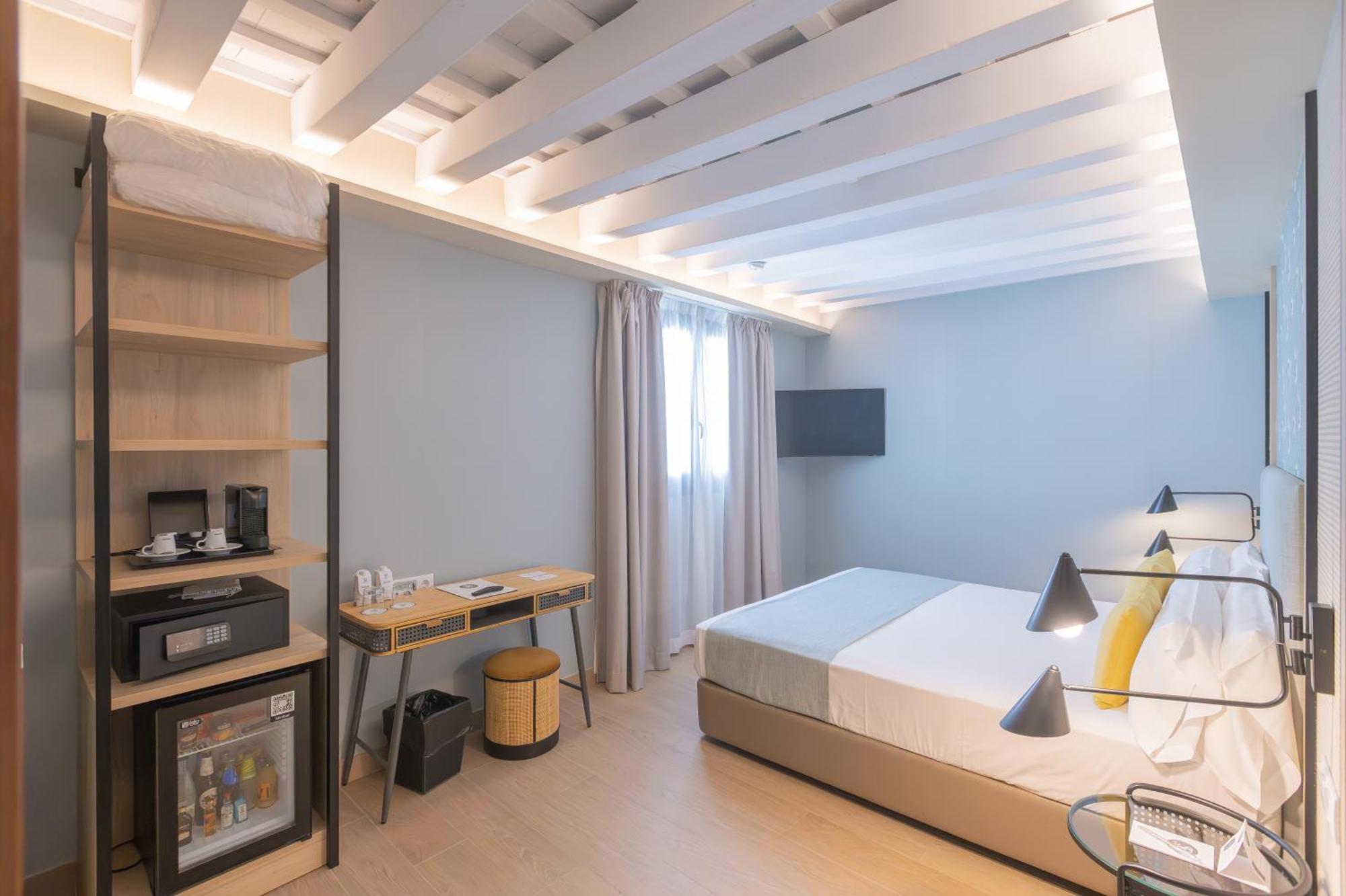 Soho Boutique Columela Hotel Cadiz Exterior photo